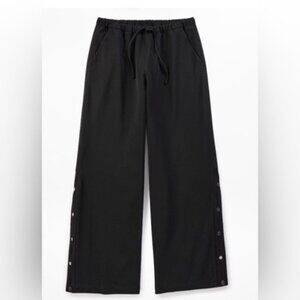 MVP Mid Rise Snap Pant- - XSP or XS Petite - Black